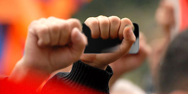 mobile-revolution-sos-30-07-2012